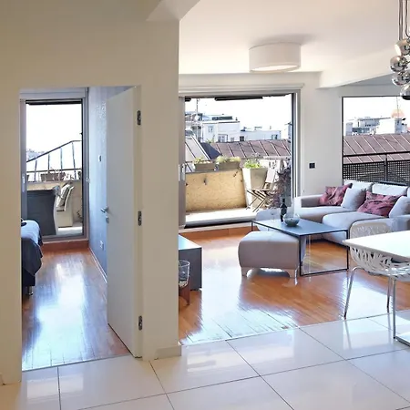 Phoenix Luxury *